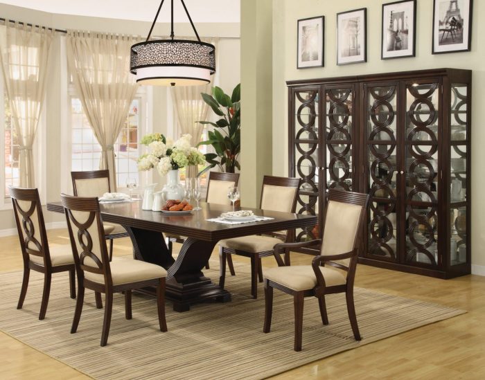 Ideas for dining room table decor