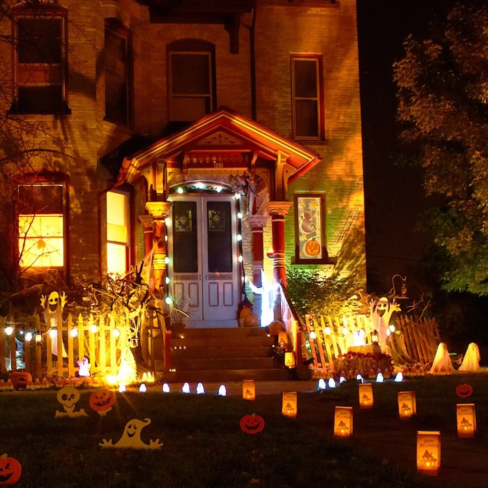 Halloween decor for outdoor