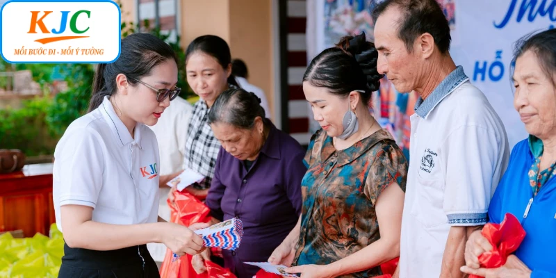 Các điểm nhấn trong chuyến từ thiện hỗ trợ hơn 1000 gia đình