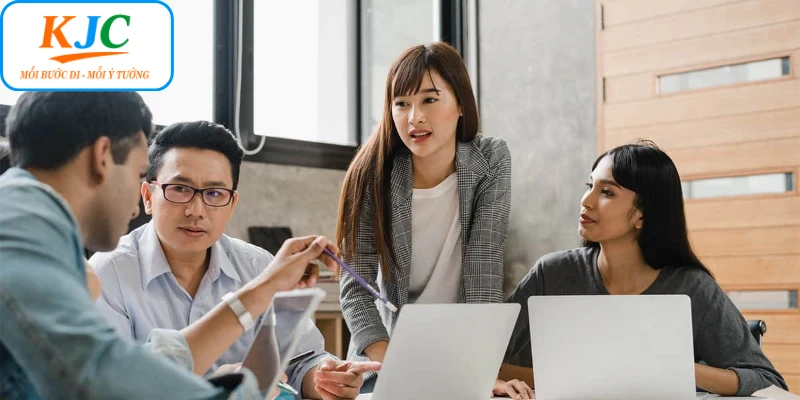 Điều chỉnh chiến lược phù hợp nhờ bộ phận sale